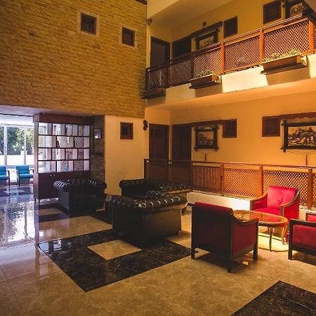 Dinara Garden كمر المظهر الخارجي الصورة