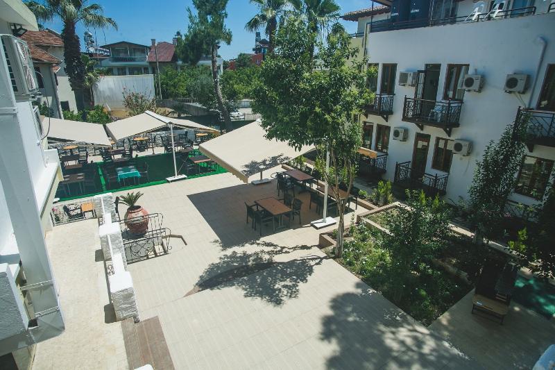 Dinara Garden كمر المظهر الخارجي الصورة